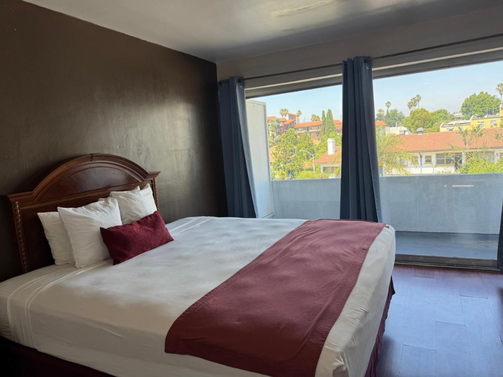 King Room with Balcony